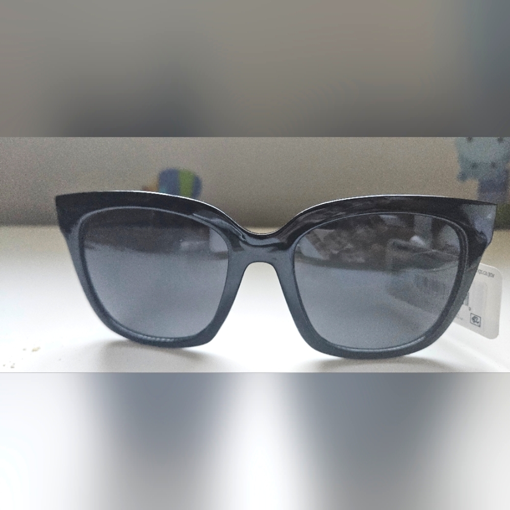 Sofia Vergara x Foster Grant Sunglasses Black Cat Eye Tortoise Arms UV400 Women'